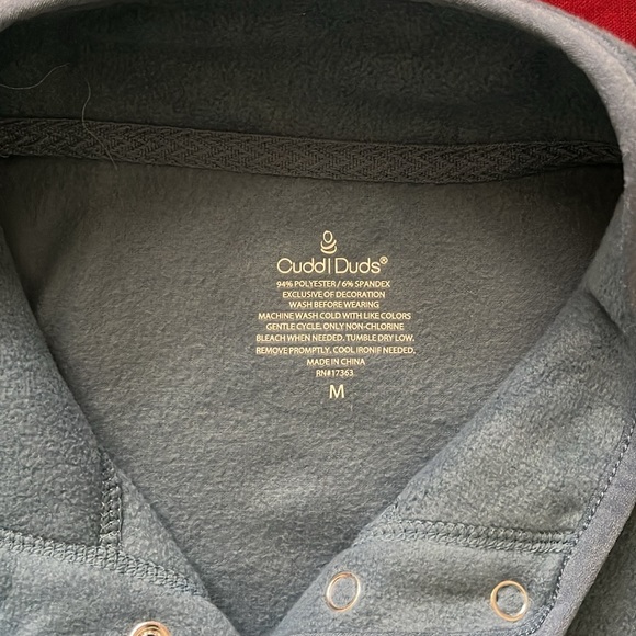 Cuddl Dudds Sz M Half-button up Light Blue Top - Picture 8 of 12